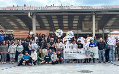 EUSKARALDIAREN ASTEA