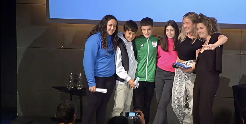 LIBURU GAZTEKO BOOKTRAILER LEHIAKETAREN 1.SARIA ABADIÑO BHIKO IKASLERIARENTZAT