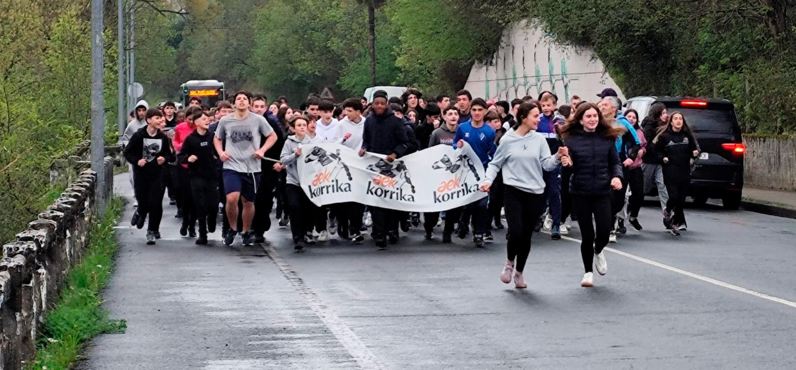 KORRIKA TXIKIA ABADIÑO INSTITUTUAN. EUSKARA GARA!