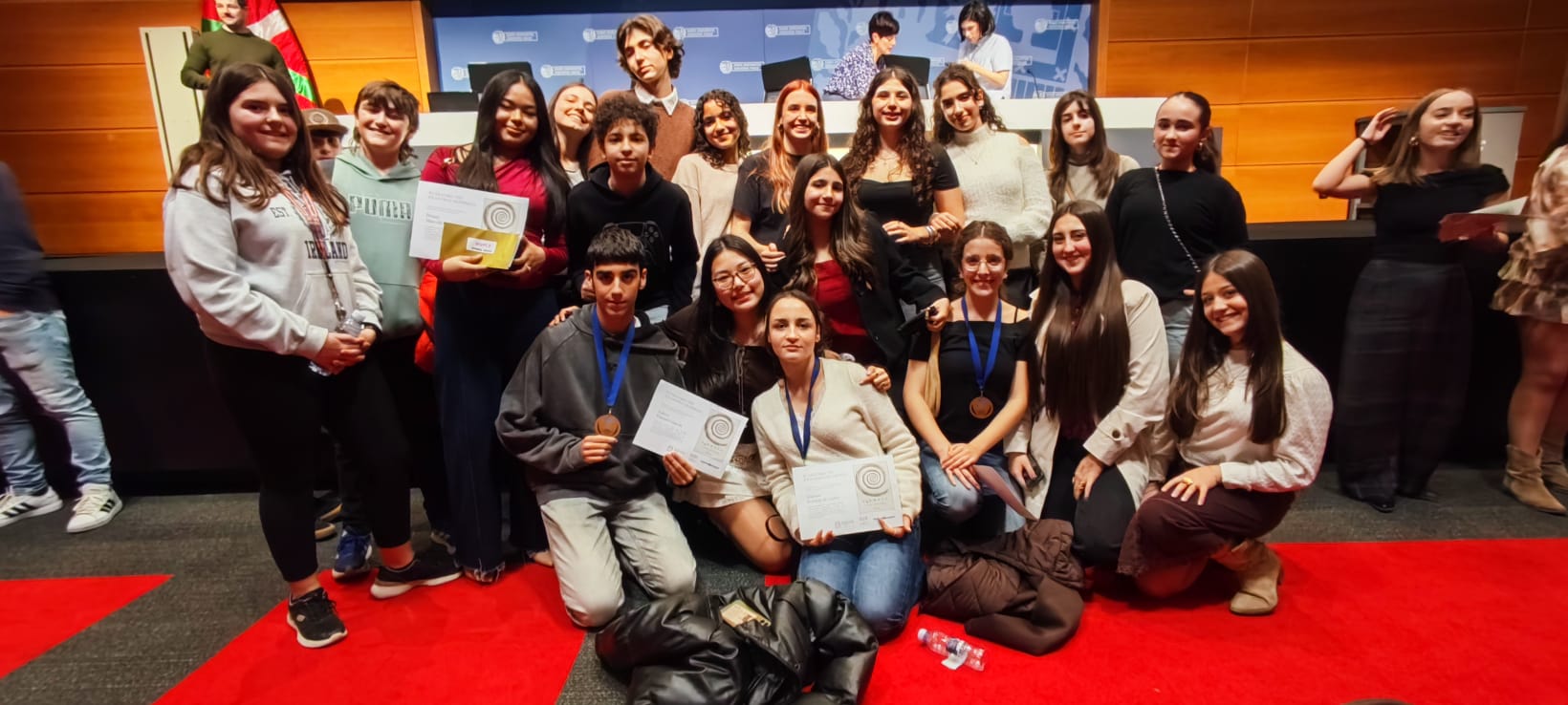 OLINPIADA FILOSOFIKOEN SARI BANAKETA