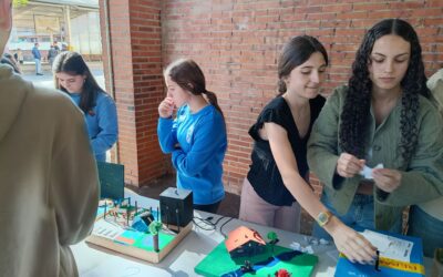 TEKNOLOGIAKO IKASLEEN PROIEKTUEN AURKEZPENA