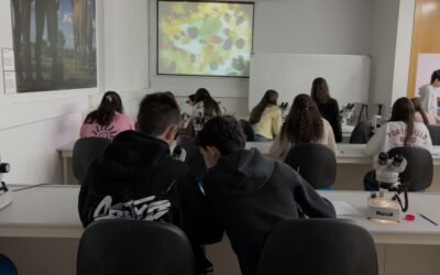 EHUKO ZIENTZIA ETA TEKNOLOGIA FAKULTATEKO LABORATEGIRA BISITA